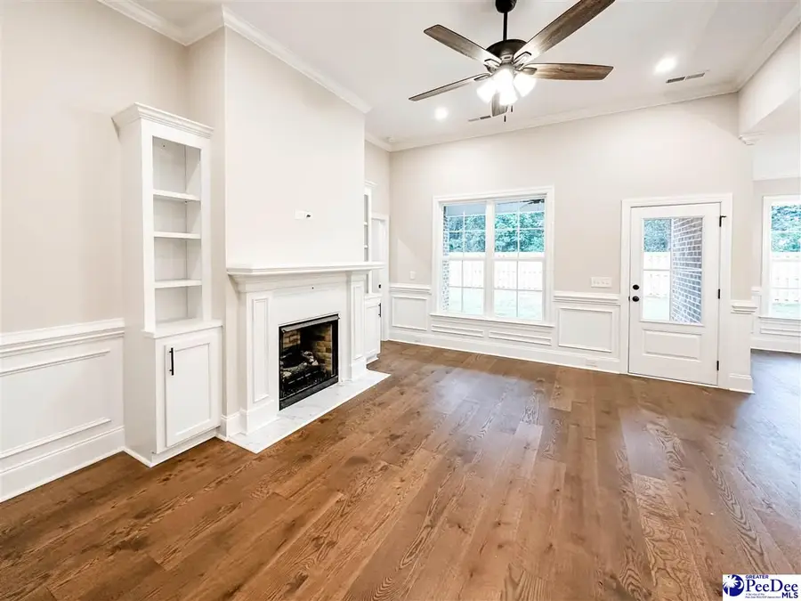922 Third Loop Rd, Florence, SC 29505 - Image #3
