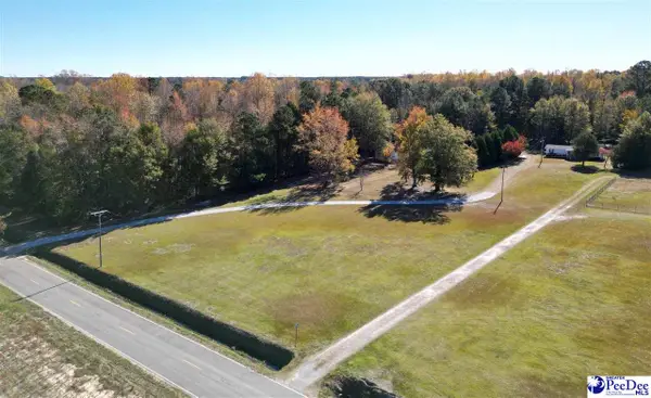 1066 E Twin Church, Timmonsville, SC 29161