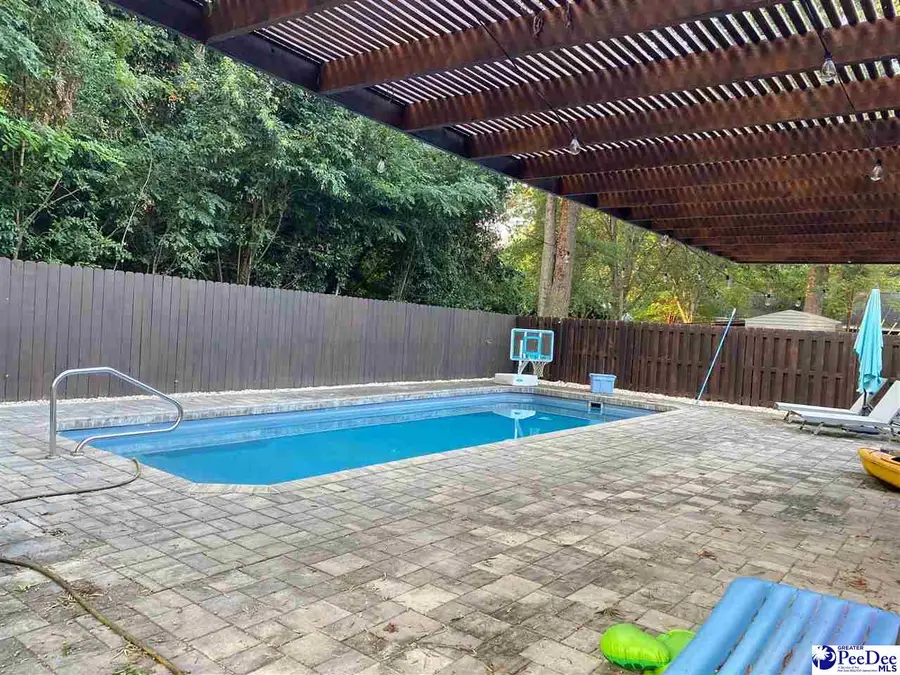 401 Church Ave, Hartsville, SC 29550 - Image #3