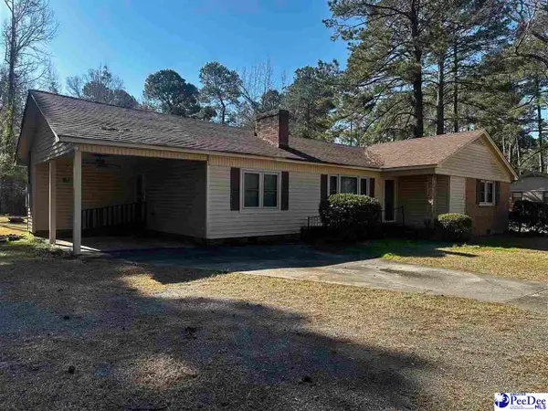 121 W Mciver Road, Darlington, SC 29532