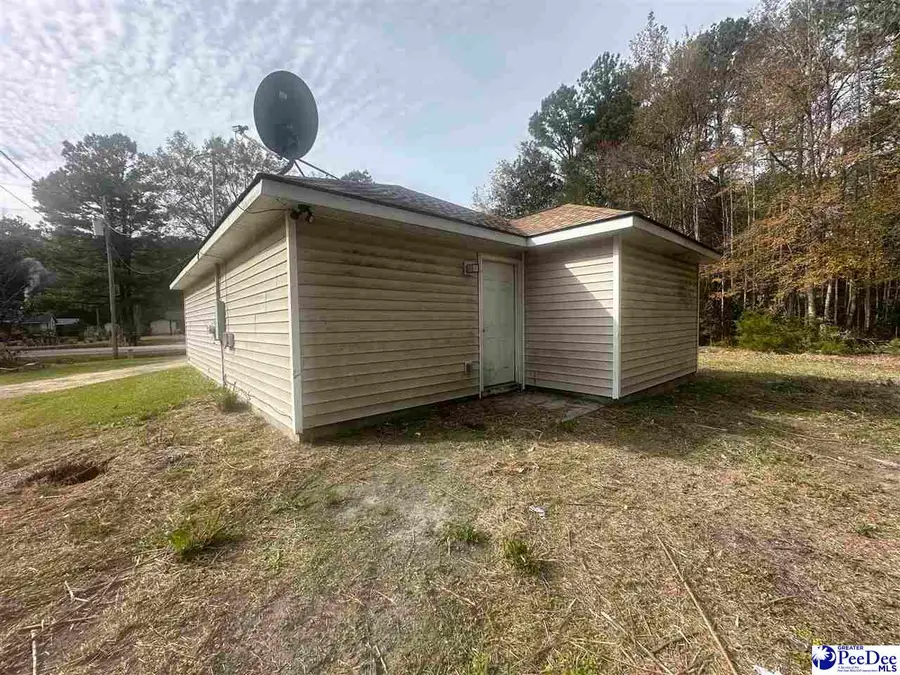 68 Kindale Park Rd, Kingstree, SC 29556 - Image #2