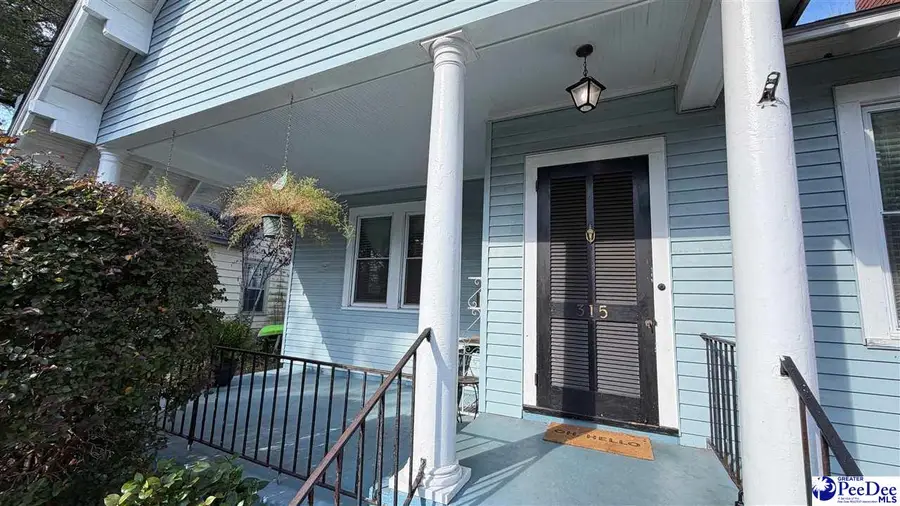 315 Parkview Cir, Florence, SC 29501 - Image #2