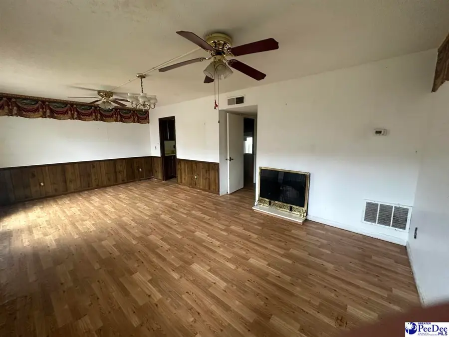 700 S Cashua Dr 10b, Florence, SC 29501 - Image #2