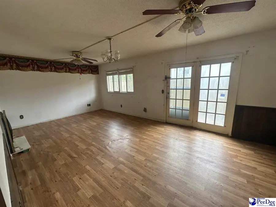 700 S Cashua Dr 10b, Florence, SC 29501 - Image #3