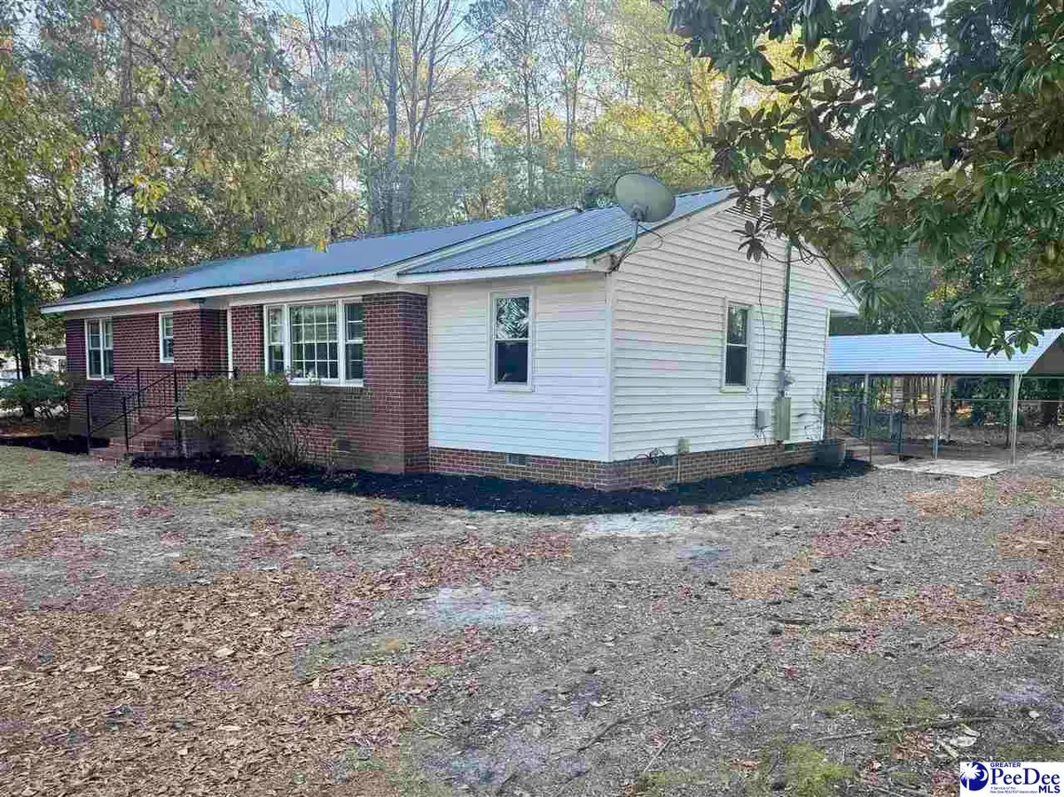 301 Pine St., Nichols, SC 29581-0000 - Image #1