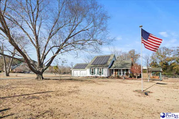 2645 Claussen Rd, Florence, SC 29501