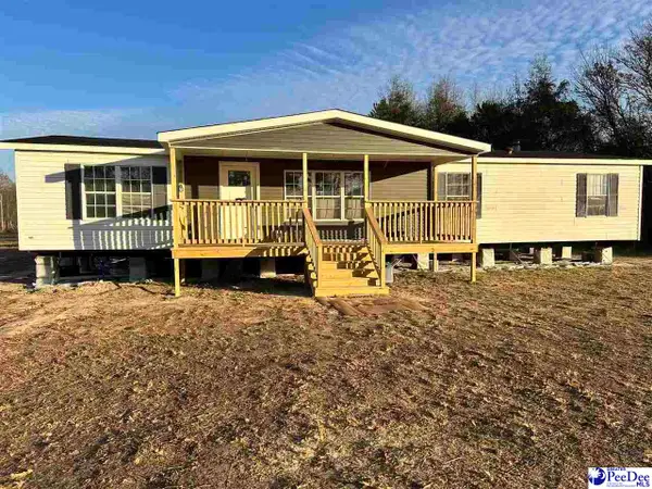 1542 E Carolina Ave, Hartsville, SC 29550