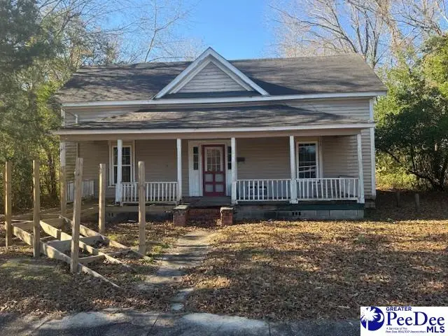 110 Robeson St, Bennettsville, SC 29512 - #1