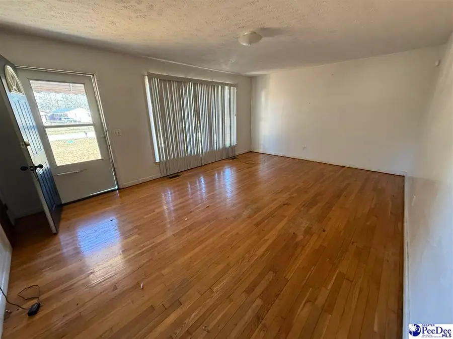 601 Grace Street, Bennettsville, SC 29512 - #3