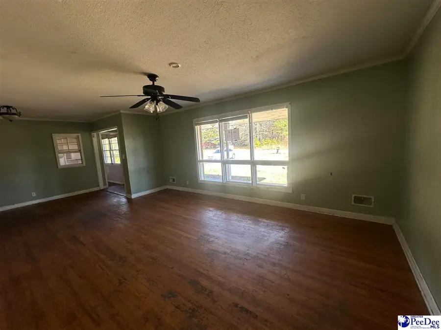 1039 W Mciver Rd, Darlington, SC 29532 - Image #3