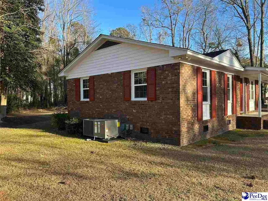 407 Dogwood Avenue, Bennettsville, SC 29512 - Image #2