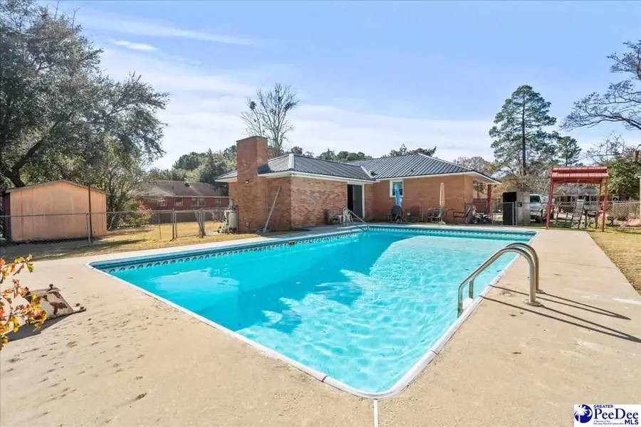 314 Hopkins St, Manning, SC 29102 - Image #2