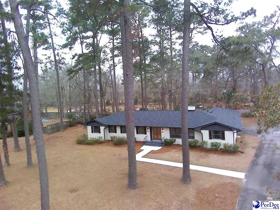1815 Hampton Dr, Florence, SC 29505 - Image #2