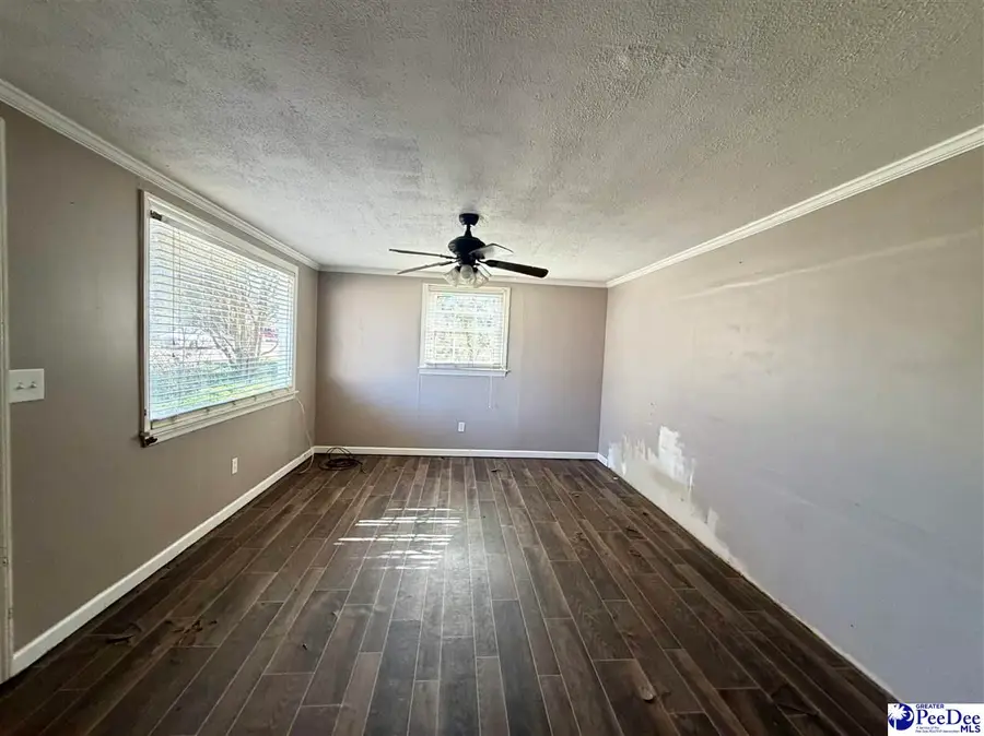 2905 Oakwood Court, Dillon, SC 29536 - Image #3