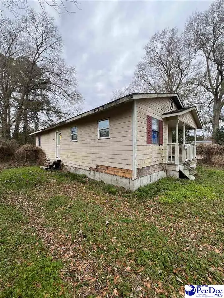 1518 E Dargan St, Dillon, SC 29536 - #3