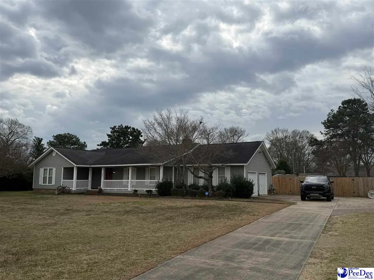 329 Horseshoe Bend Dr, Darlington, SC 29532 - #1