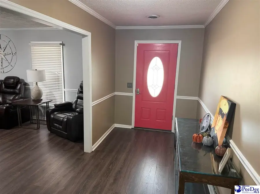 329 Horseshoe Bend Dr, Darlington, SC 29532 - #3