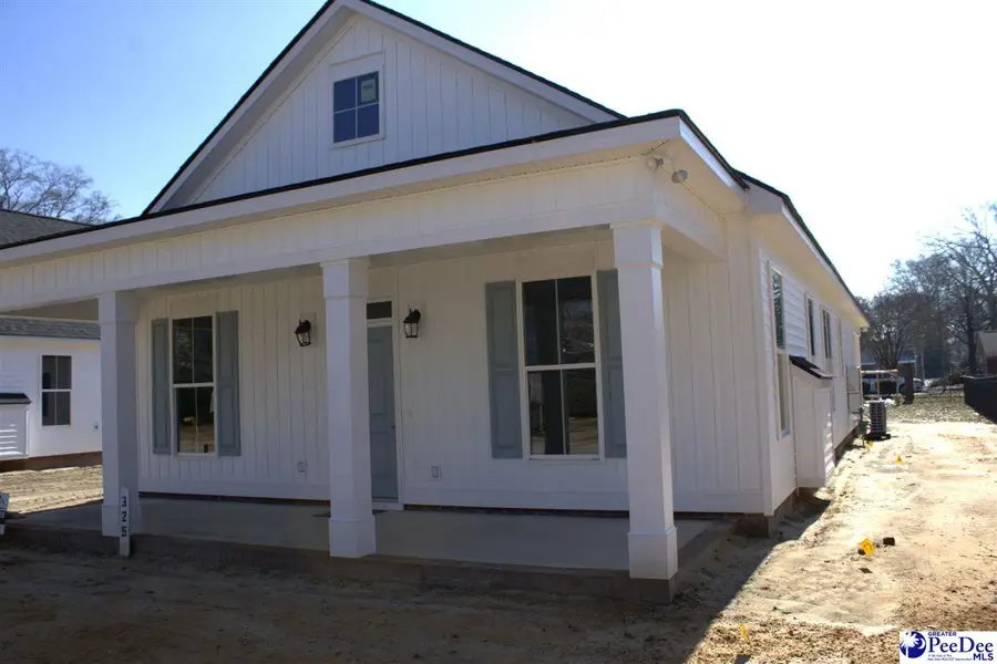 321 W College Avenue, Hartsville, SC 29550 - #3