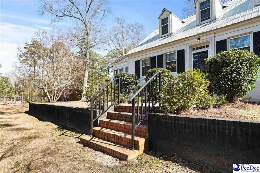 607 Third St, Cheraw, SC 29520-0000 - #3