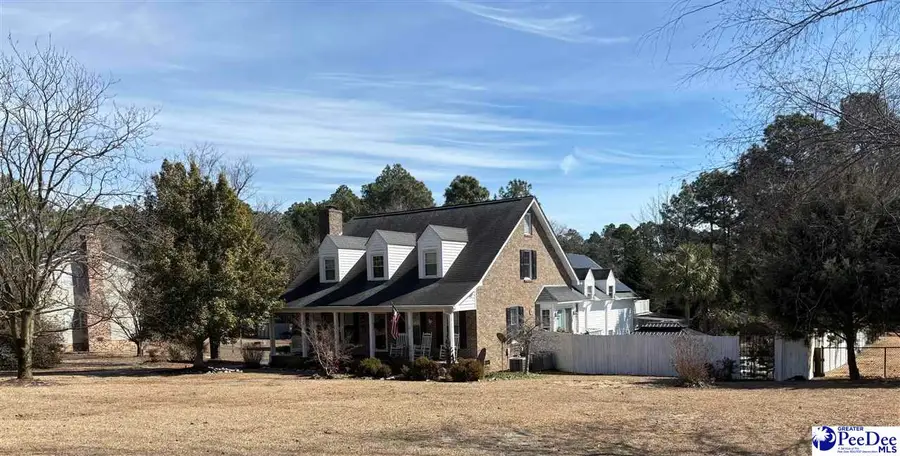 1041 Huntington Dr, Hartsville, SC 29550 - #2