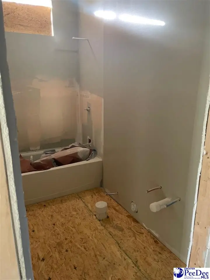 307 Charles Ave, Kingstree, SC 29556 - #3