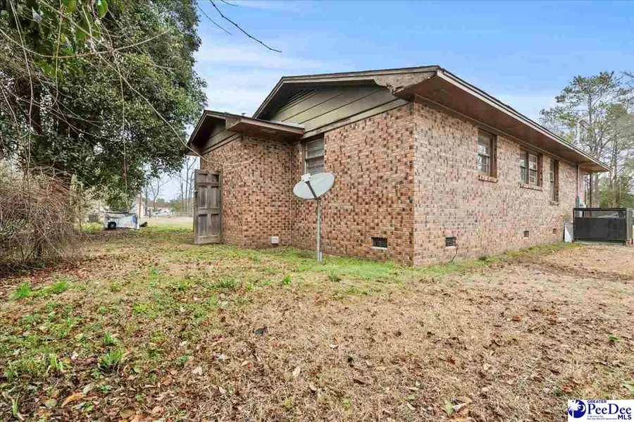 508 N Warren St, Timmonsville, SC 29161 - #2