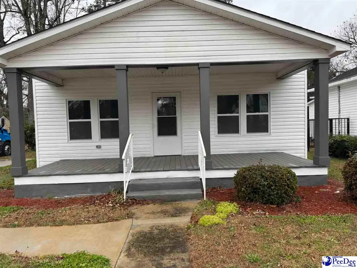 423 N Park St, Mullins, SC 29574 - #1