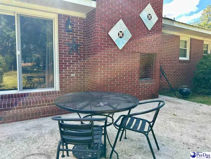 601 Jefferson Street, Bennettsville, SC 29512 - #3