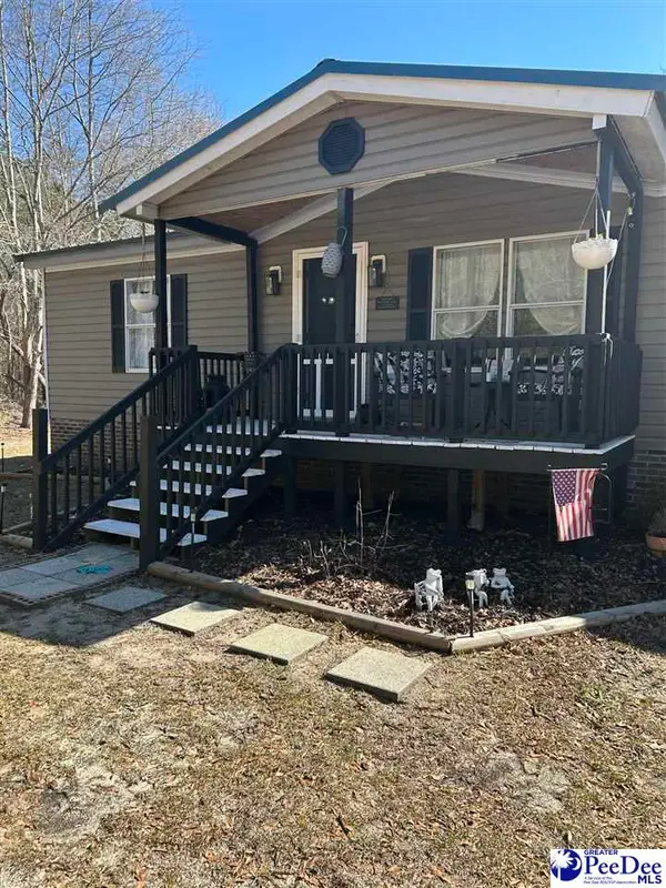 6102 Berry Rd, Latta, SC 29565