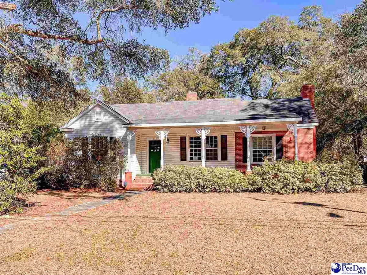 117 Cooper St, Kingstree, SC 29556 - #1