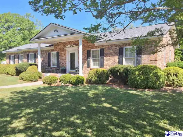 961 Clarendon Ave, Florence, SC 29505-3017