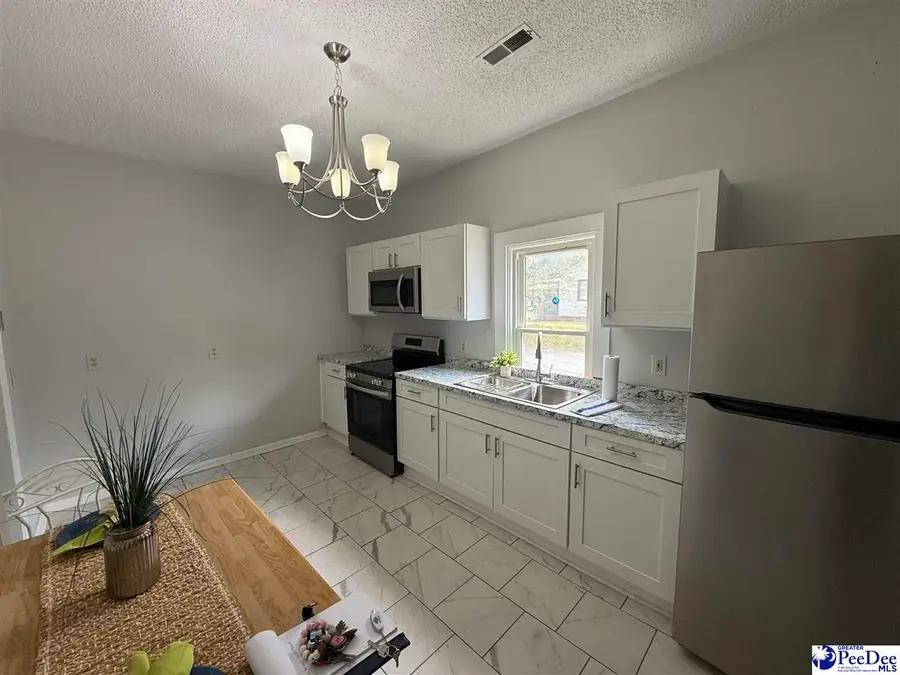 357 Huger St, Cheraw, SC 29520 - #3