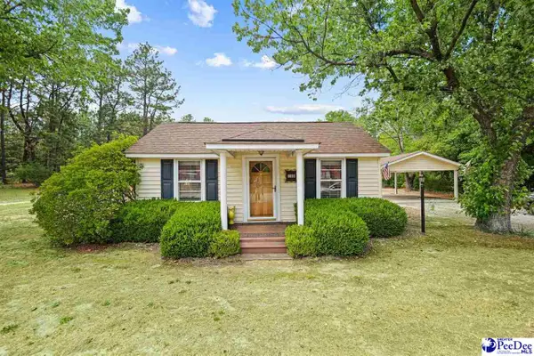 2204 W Old Camden Rd, Hartsville, SC 29550
