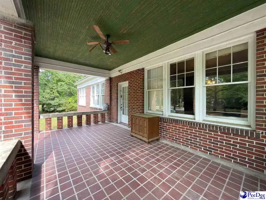 515 W Pine St, Florence, SC 29501 - #3