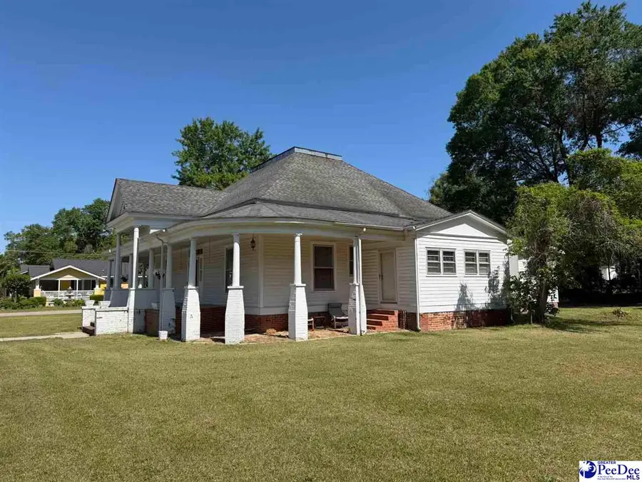 701 E Harrison St, Dillon, SC 29536 - #3