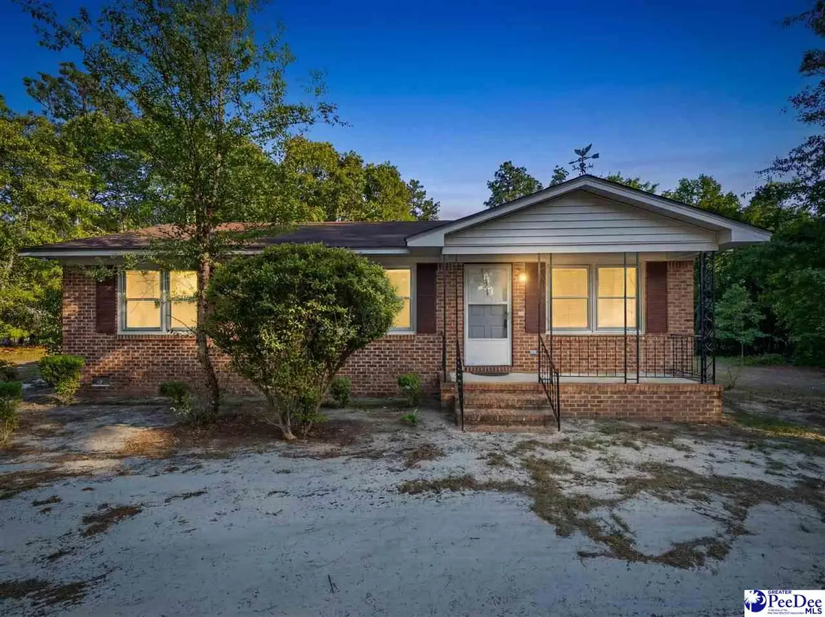 1413 E Old Camden Rd, Hartsville, SC 29550 - #1