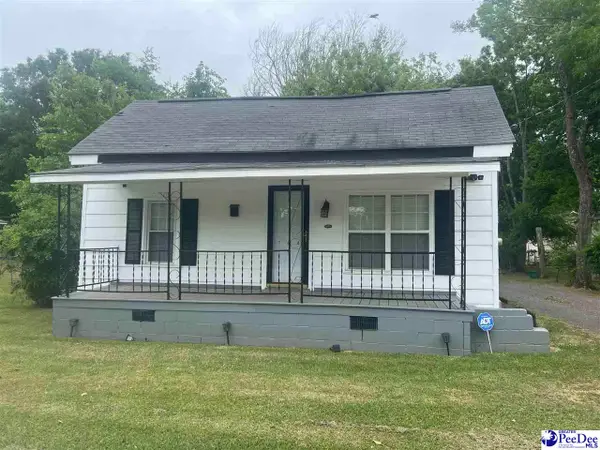 704 Wilson St, Florence, SC 29501-6180