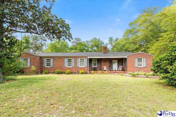 1734 W Carolina Avenue, Hartsville, SC 29550