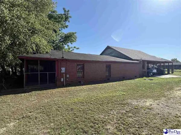 318 Wilmont Street, Lake City, SC 29560-3428