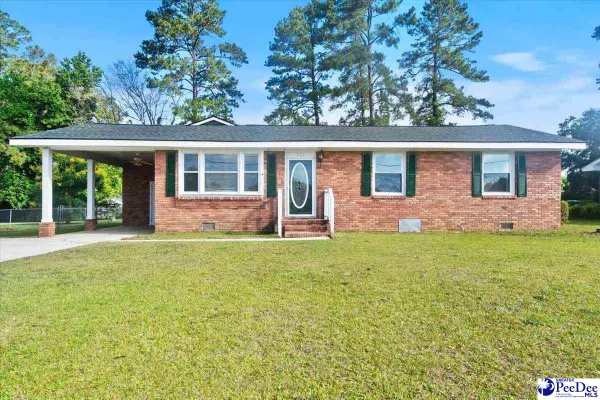 301 W Coleman Ave, Pamplico, SC 29583
