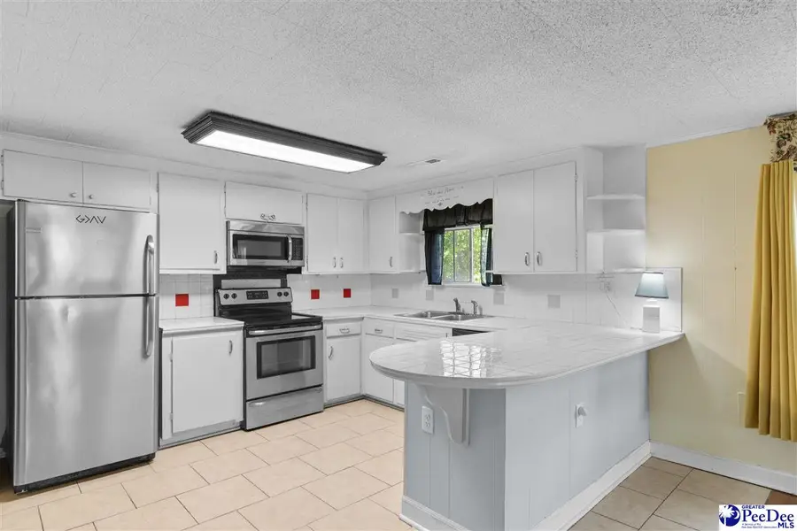 617 10th Ave, Aynor, SC 29511 - #3