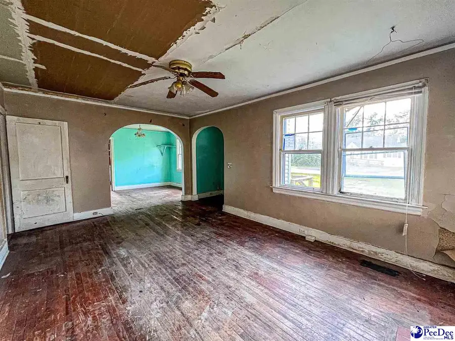 1304 Edgewood Ave, Florence, SC 29501 - #2