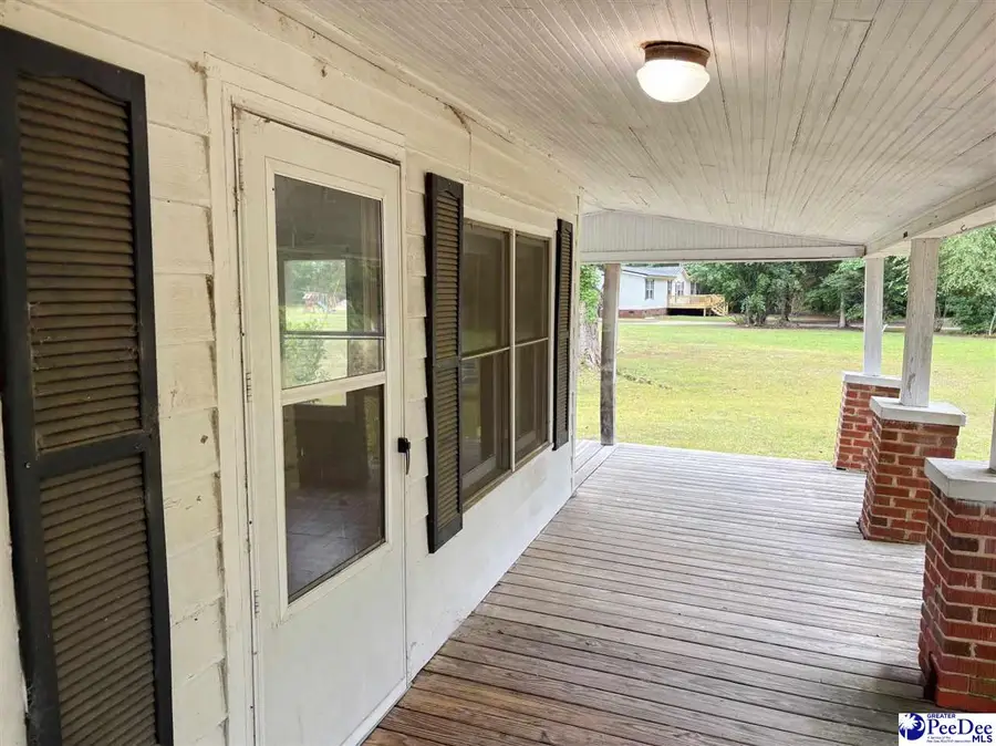 316 N Leo Road, Lake City, SC 29560 - #2