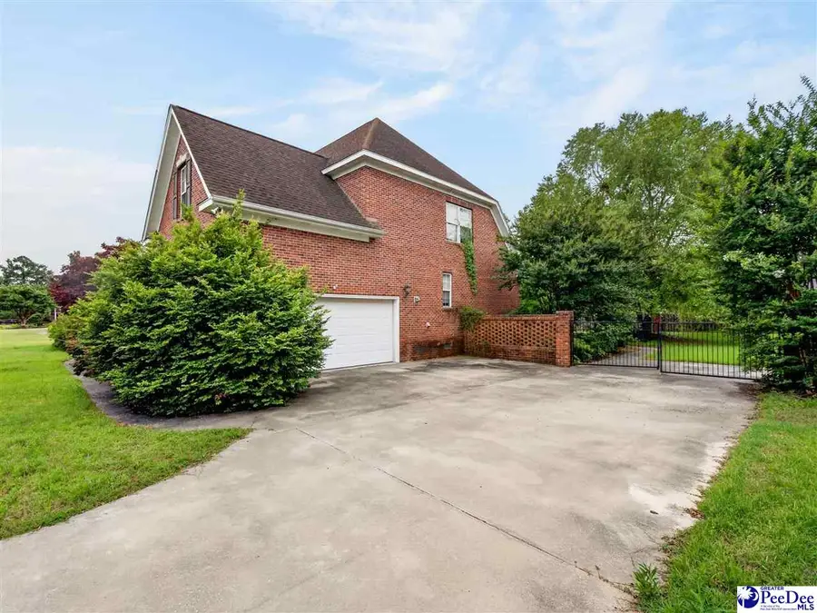 1809 Nighthawk Dr, Florence, SC 29501 - #2