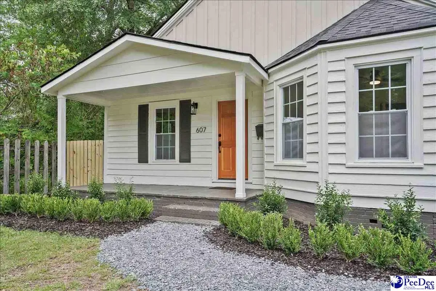 607 Church Street, Cheraw, SC 29520 - #2
