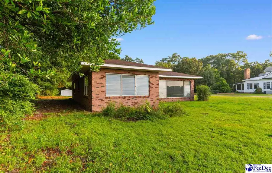 822 W Lydia Hwy, Hartsville, SC 29550 - #3