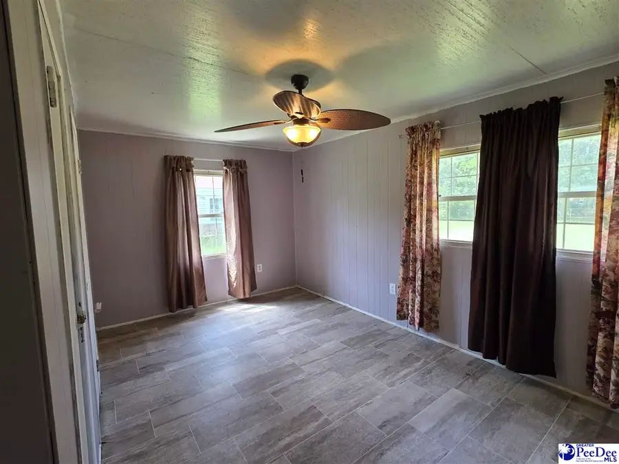 206 Huggins St, Marion, SC 29571 - #3