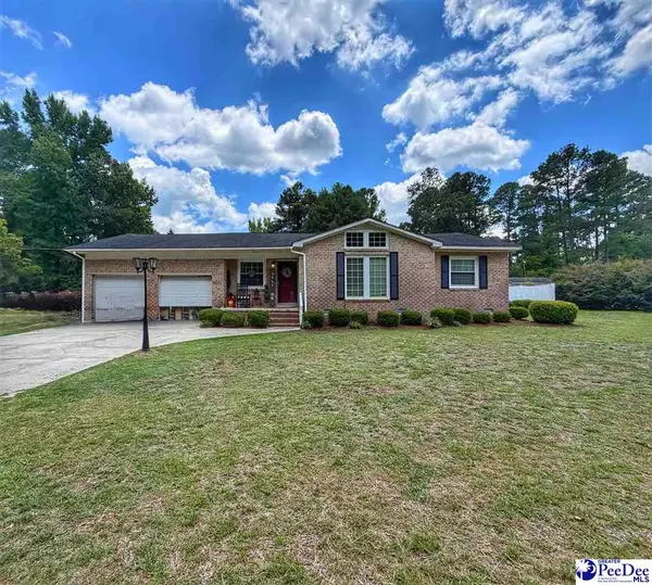 546 Lakeside Court, Dillon, SC 29536