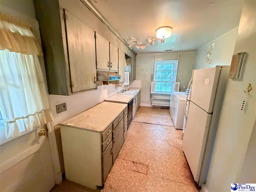 1504 S Westminister Dr, Florence, SC 29505 - #3