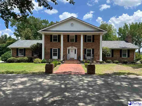 708 Lakeshore Drive, Bennettsville, SC 29512